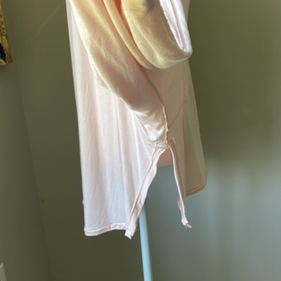 We the Free Oversized Pink Can’t Fool Me Split Oversized Blouse - Picture 5 of 11